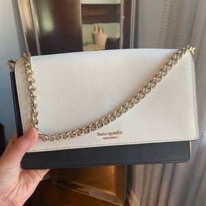 Kate Spade Carson Convertible Crossbody - Gently Used